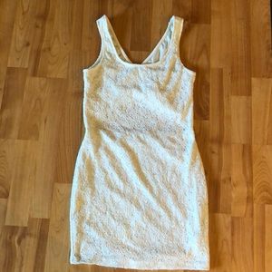 Lace white Dress cries cross back!